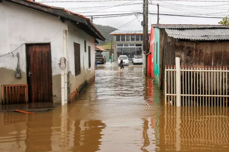 Sc Entra Em Alerta Para Temporais E Chuva Volumosa A Partir Desta