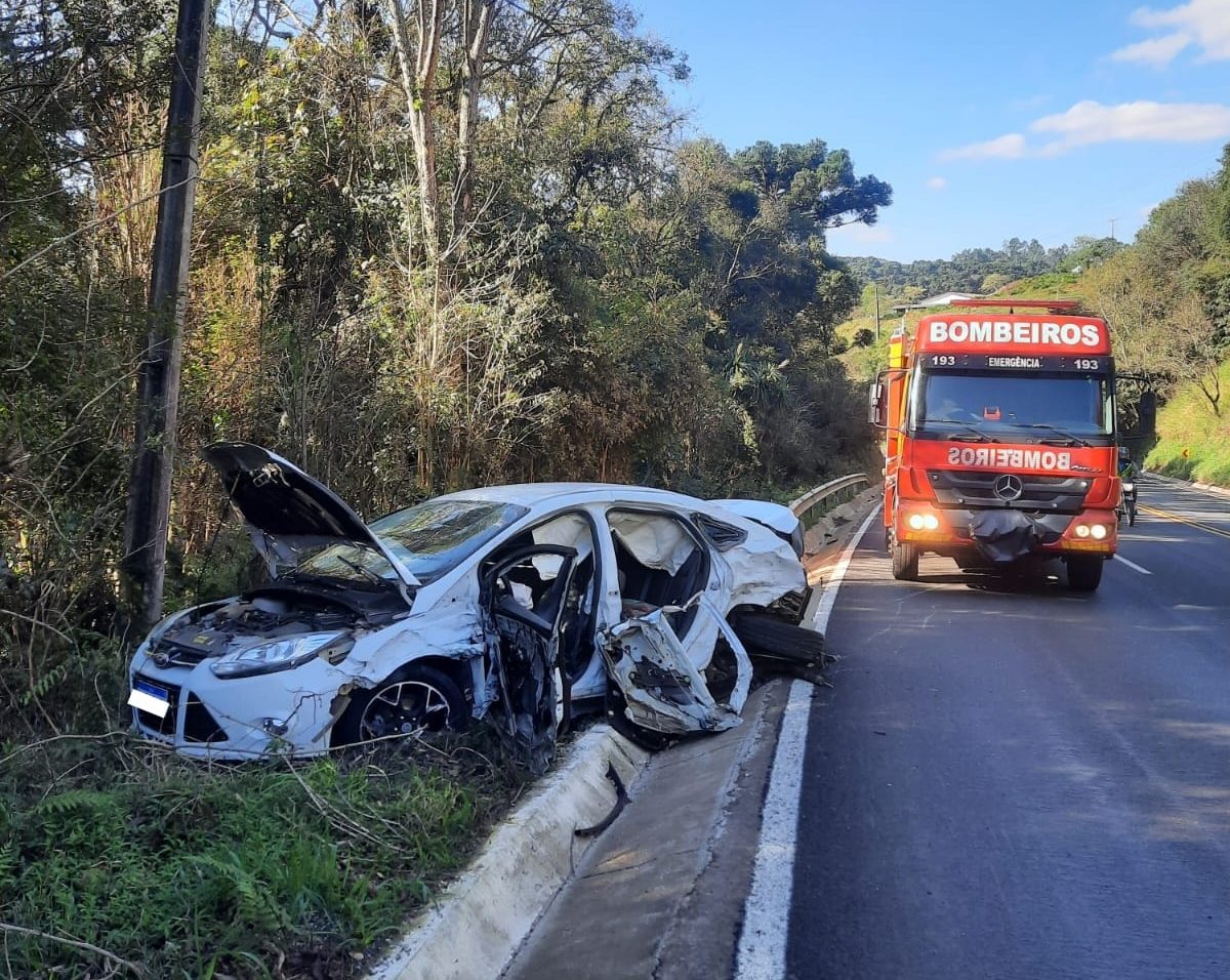 Acidente deixou uma pessoa ferida