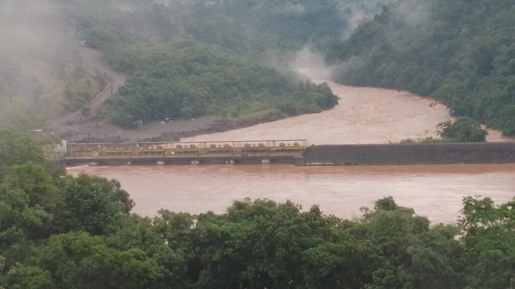 Informação sobre o rompimento de uma barragem, em Tangará, que circulou nos grupos de WhatsApp na manhã desta sexta-feira, 17, é falsa