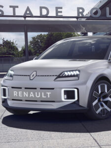 Contagem-regressiva-para-a-estreia-do-Renault-5-E-Tech.-00-10-12-23