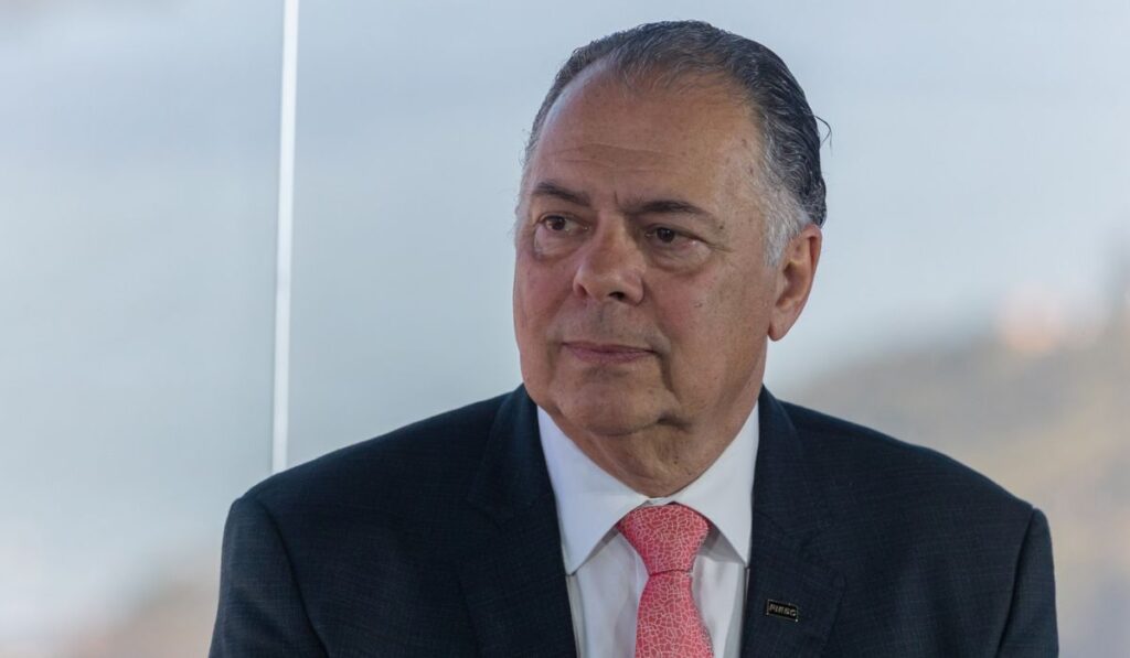 A indústria quer menos imposto e mais infraestrutura', diz Gilberto Seleme, novo  presidente da Fiesc - Notícia Hoje