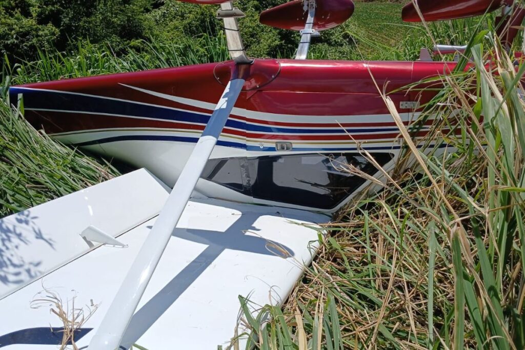 Avião